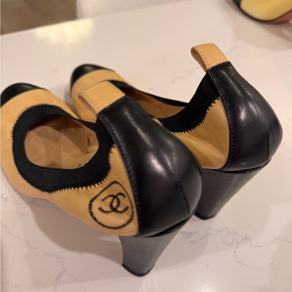 Chanel Black and Tan Women's Heels
